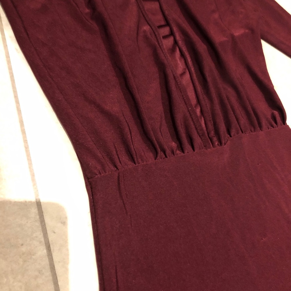 Missguided deep V neck bodycon dress - Picture 5 of 7